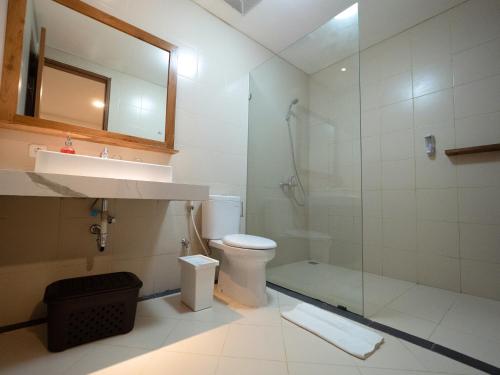 Deluxe Twin Room image 1