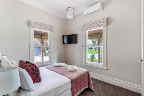 Grandview Accommodation - The Flaxley Apartments