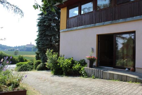 Ieeja, Ferienwohnung im Grünen (Ferienwohnung im Grunen) in Nunchritz