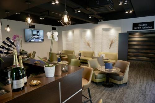 Golden Tulip Roissy Saint Witz - image 10