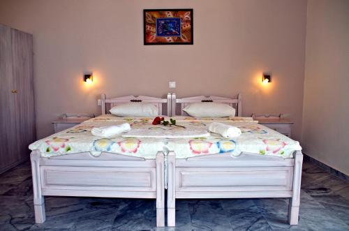 Erietta Apartments