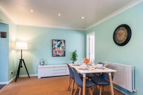 Collenswood House by PAY AS U STAY gîte à louer Datchworth