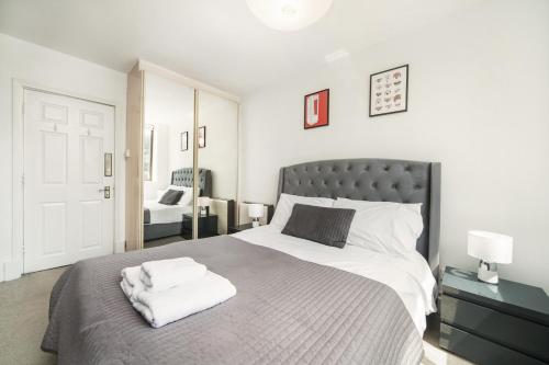 2 Bed Cozy Apartment in Central London Fitzrovia FREE WIFI by City Stay London - image 3