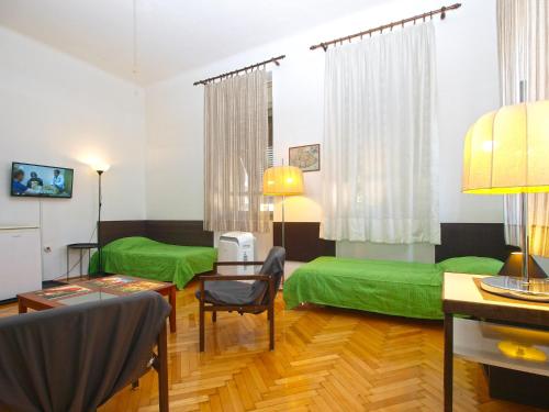  Rooms Epicentar 1813 in Pula