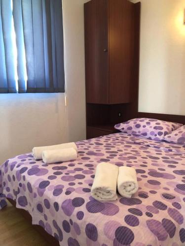  Apartments with private parking in Baška Voda