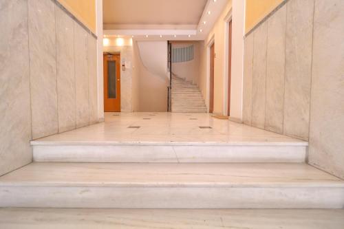  Syntagma Place in Athen
