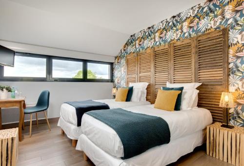 2 twin beds