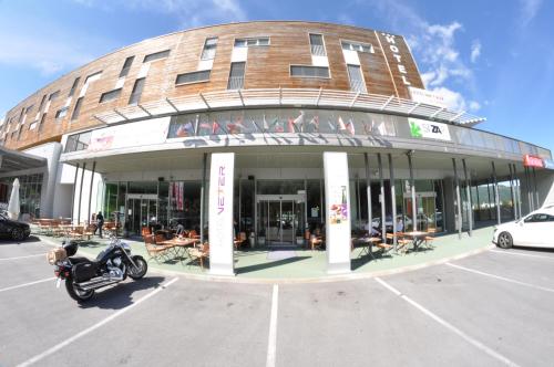 hotel photo