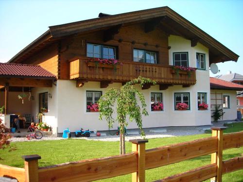 Ferienhaus Flatscher, Pension in Lofer bei Weissbach bei Lofer