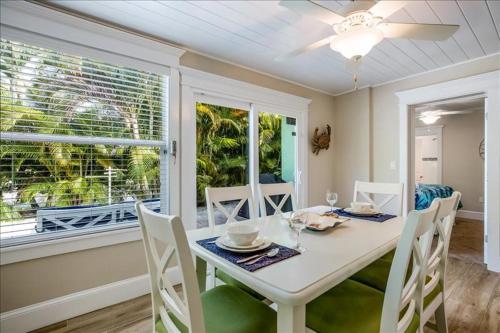 Salty Turtle Home - image 3