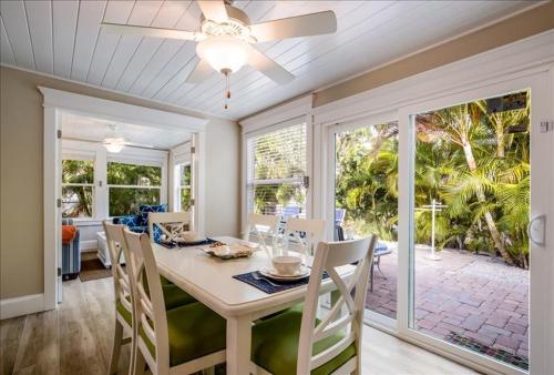 Salty Turtle Home - image 9