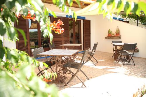 Balcony/terrace, Quinta do Rio Country Inn in Santo Estevao