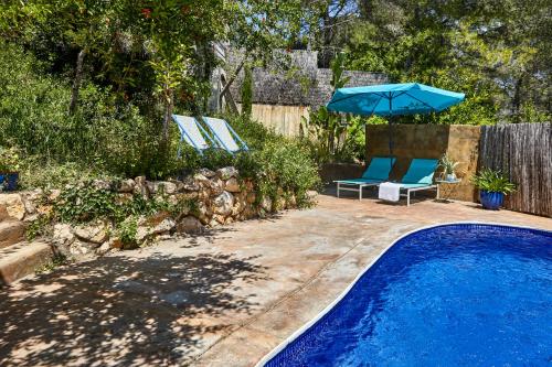 Casa Granada at Masia Nur Sitges, with private pool and adults only