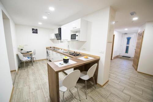 Guesthouse Urša - image 4