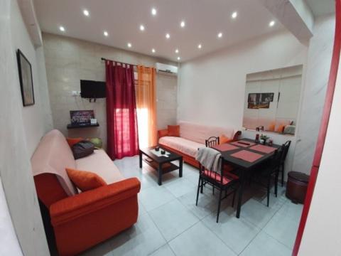  Maya studio, Ferienwohnung in Peraia