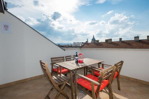 Budapest Center Residence - image 3