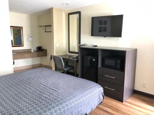 Simply Home Inn & Suites - Riverside