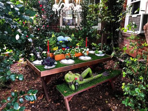 207469664 The Inn on Knowles Hill Bed & Breakfast Hotel
