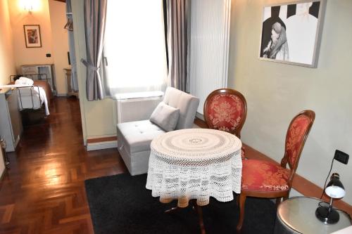 The Black Sheep B&B – Florence, IA