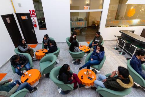 balcon/terasă, CAPSULE HOSTEL in La Paz