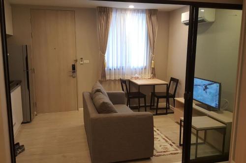 New Nice Condo in Nimman Soi 5 /WiFi/Gym/Pool New Nice Condo in Nimman Soi 5 /WiFi/Gym/Pool