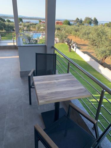 Castella Apartments 2