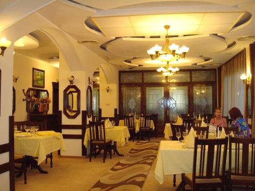 Restoran, Hotel Ami in Baile Felix