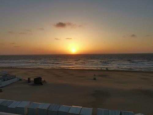  Studio de Haan vue sur mer in 8421 De Haan