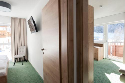 Erlebnishotel Fendels - image 8