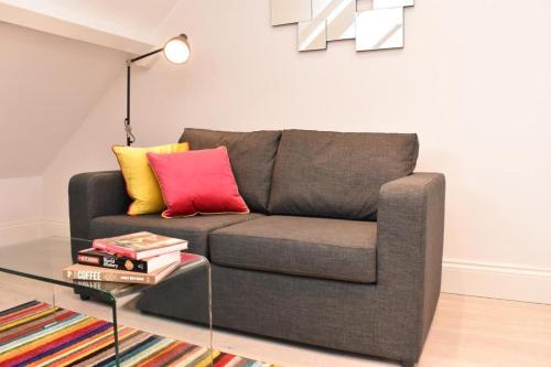 Apt 3, Opera House ensuite 4th Floor by Indigo Flats 4