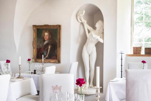 Västanå Slott - image 11