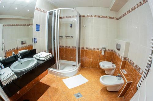 Hotel Silver - image 4