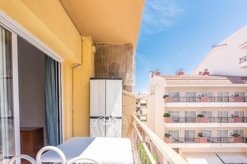 HomeHolidaysRentals Doris - image 6
