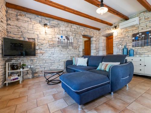 Holiday Home Poli Murvu by Interhome