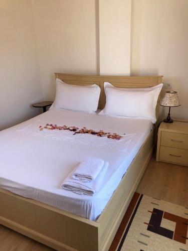1 double bed