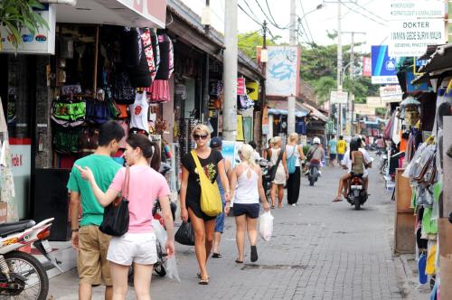 Xoxo Kuta Legian Hostel – Legian, CO