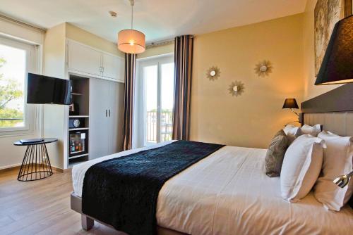 207570082 Hôtel La Villa Cap d’Antibes