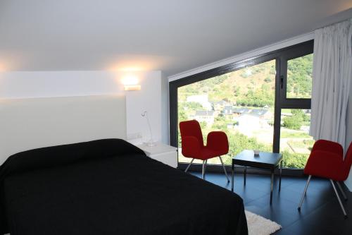 Hostal Tres Campanas - O Picón