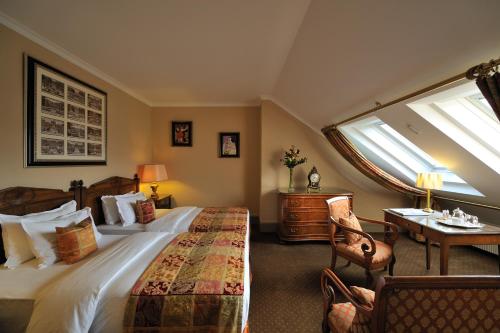 room detail thumbnail 0