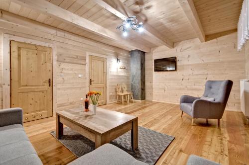 Domki U Jadzi in กเชปตูฟก์