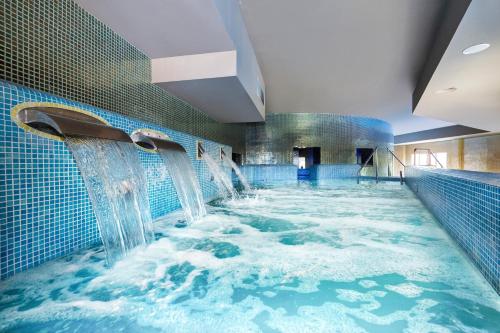 Salles Hotels Marina Portals - image 2