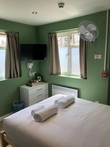 Anchorage Guest House - image 5