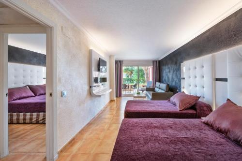 Salles Hotels Marina Portals - image 12