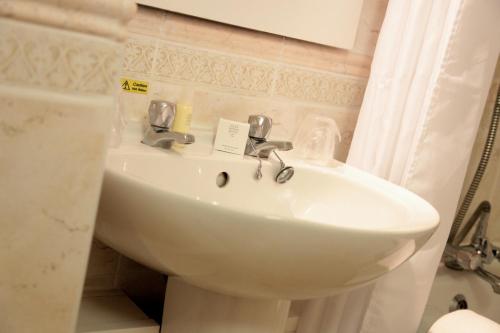 Classic Single Room room in MILL Hotel & Spa