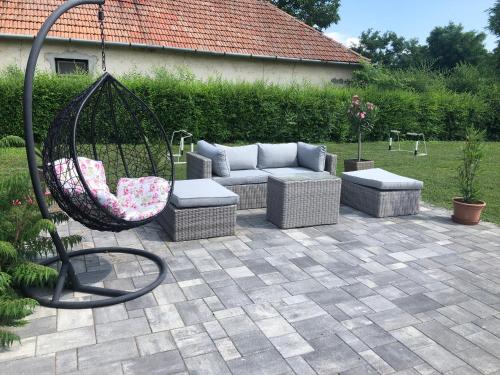 Virag Vendeghaz in โปรอสซโล่