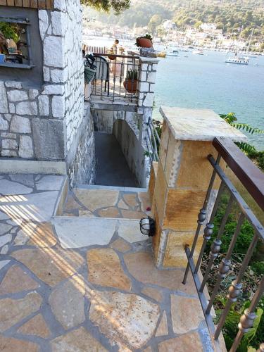 Waterside Apartments - image 13