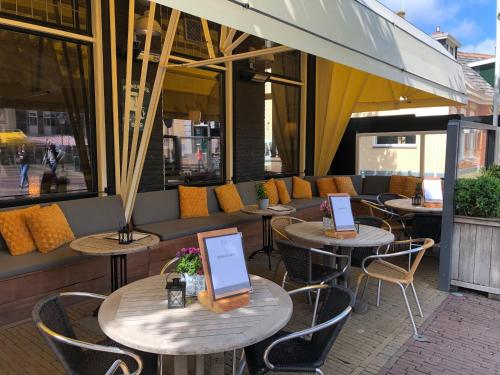 Terraza/balcón, Hotel Nap in Terschelling