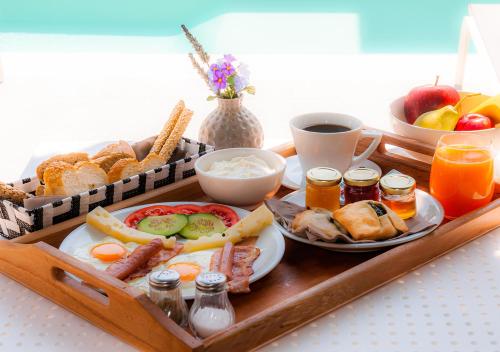 Epavli Boutique Hotel - image 9