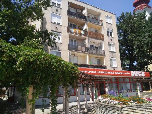  Gábriel apartman in Hajdúszoboszló