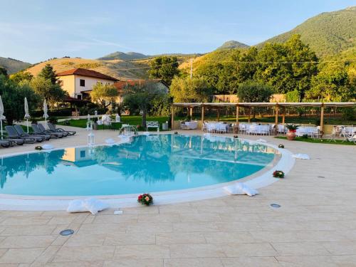 Swimming pool, Agriturismo IL CASTAGNETO in Padula